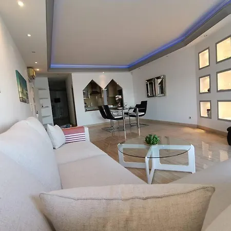 Sea Front In Puerto Banus Appartement