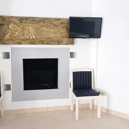 Apartment Sea Front In Puerto Banus