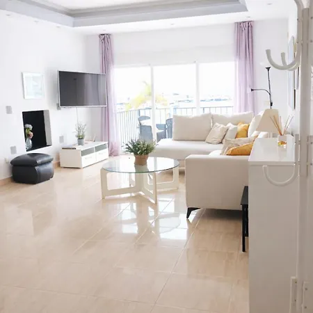 Sea Front In Puerto Banus Apartman